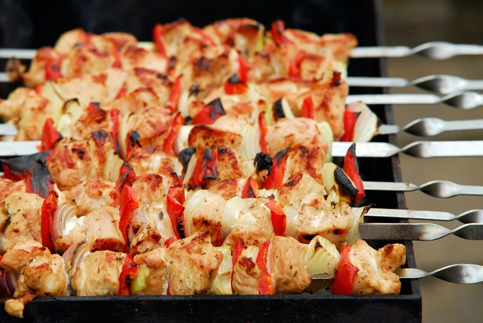 Italian-Style Chicken Skewers on the Grill